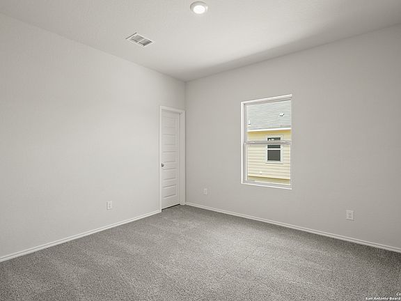 3rd image of 3922 Somerset Shade