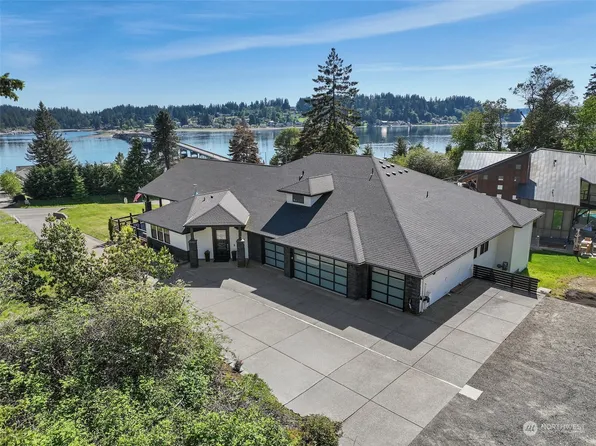 8009 Warren Drive NW, Gig Harbor, WA 98335