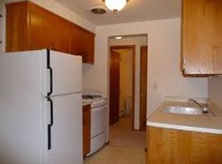 3346 S Whitnall Ave APT 12, Milwaukee, WI 53207