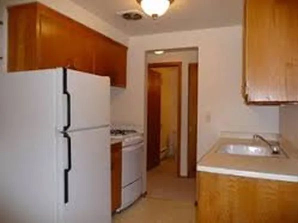 3346 S Whitnall Ave, Milwaukee, WI
