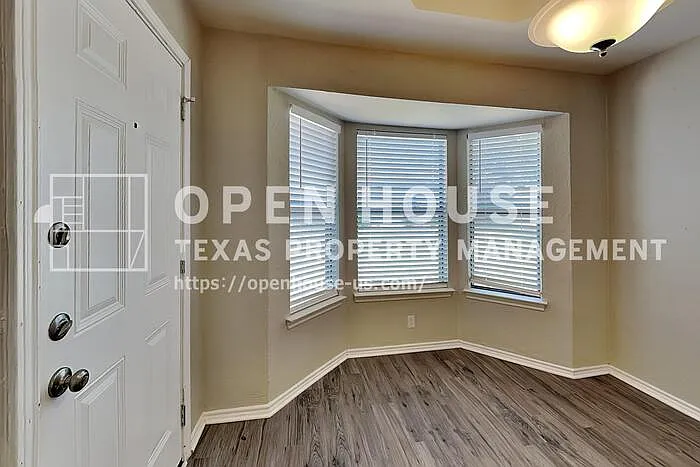 1114 Wilshire Dr — Photo 8
