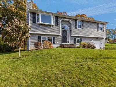 11 Chaple Dr, Cranston, RI, 02920