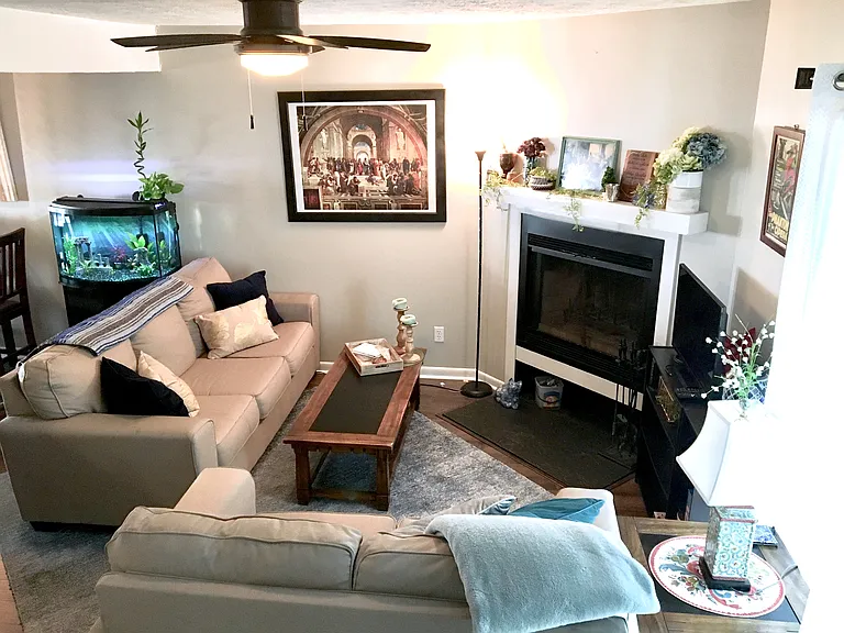 1472 Tenbury Dr #1 — Photo 22
