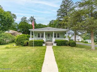 10 Prospect Heights Ave, Rensselaer, NY 12144