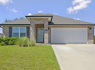 8664 Tarsus Dr, Milton, FL 32583
