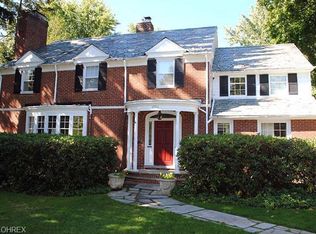 2988 Eaton Rd, Shaker Heights, OH 44122