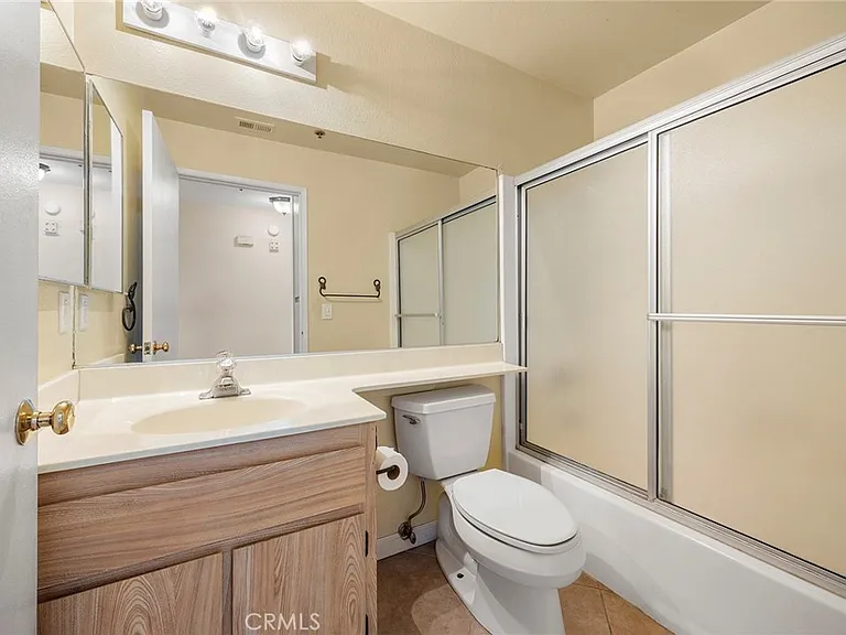 409 Utica Ave #D36 — Photo 14