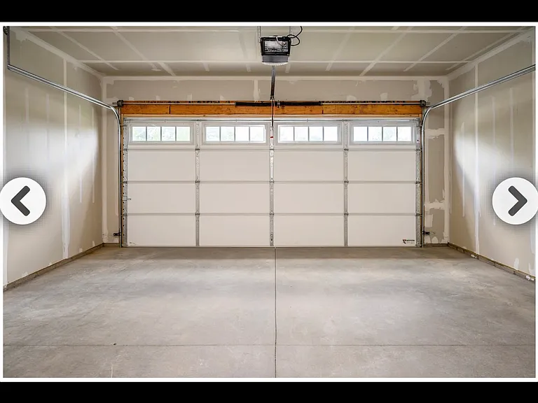 1391 Jenks Pl — Photo 3