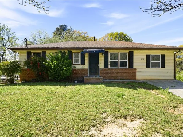 1650 Bridgeport Dr NW, Atlanta, GA 30318