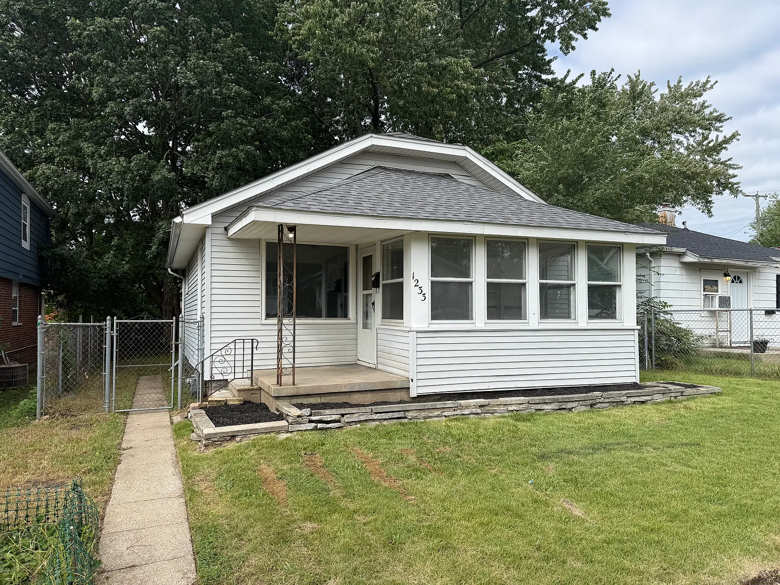 2 bed, 802 sqft, $1,175 — Photo 3
