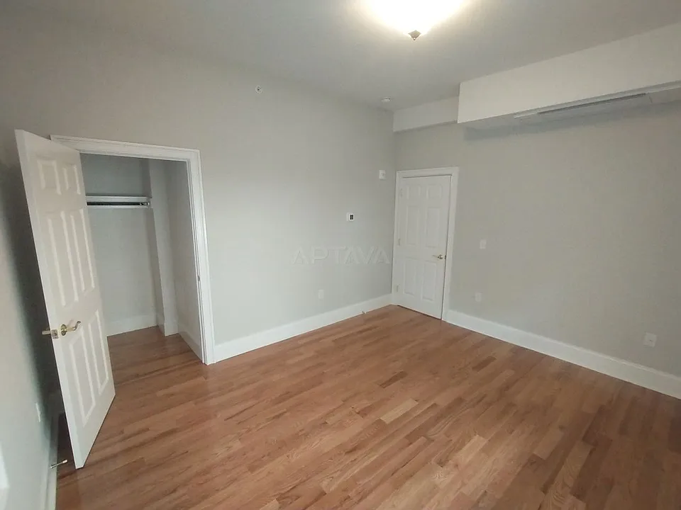 111 Morse St #22