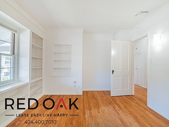 4th image of 10374 La Grange Ave