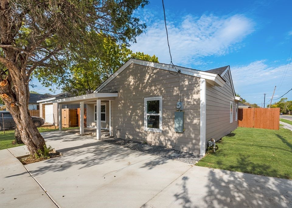 1st image of 702 Ezekial Ave
