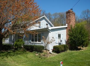 301 Irishtown Rd, Hanover, PA 17331