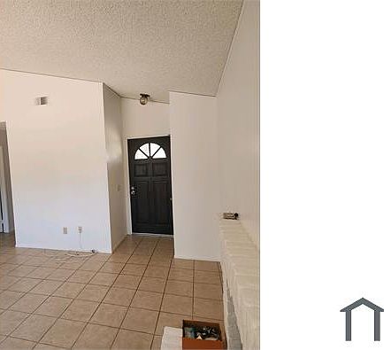 3rd image of 24368 Hilda Ct