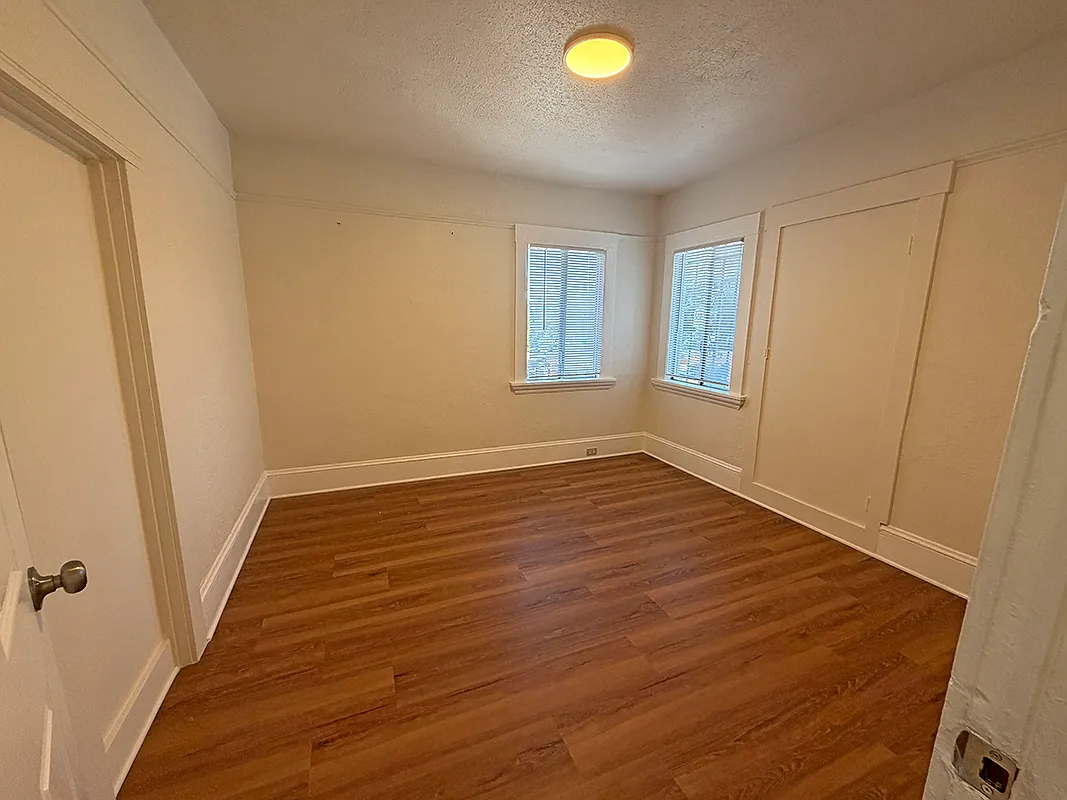2539 Grande Vista Avenue - 1 — Photo 2