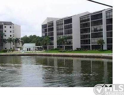 2nd image of 11370 Twelve Oaks Way APT 312