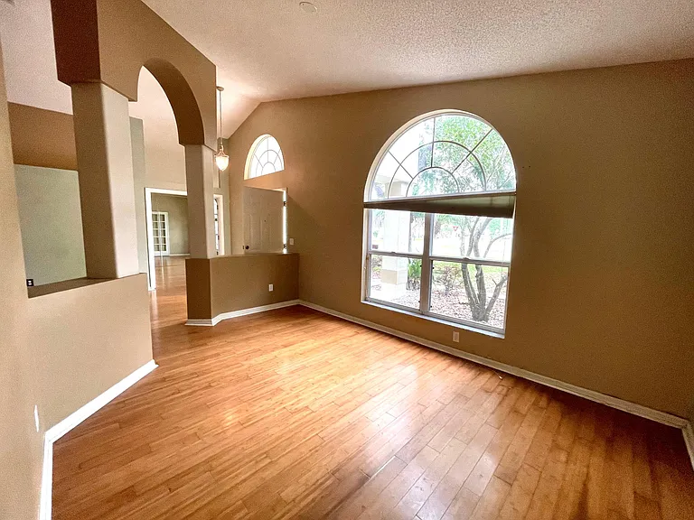 11915 Debary Ct — Photo 14