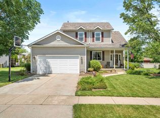 1448 Rhett Ct, Schererville, IN 46375