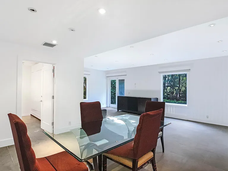 222 Park Ave — Photo 5