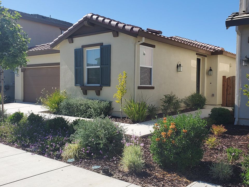 1st image of 1883 Solano Dr