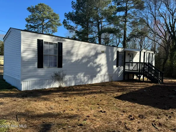 137 W Clay Drive, Halifax, NC 27839