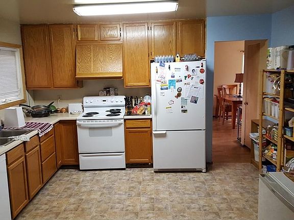 5th image of 1212 Glencoe Dr