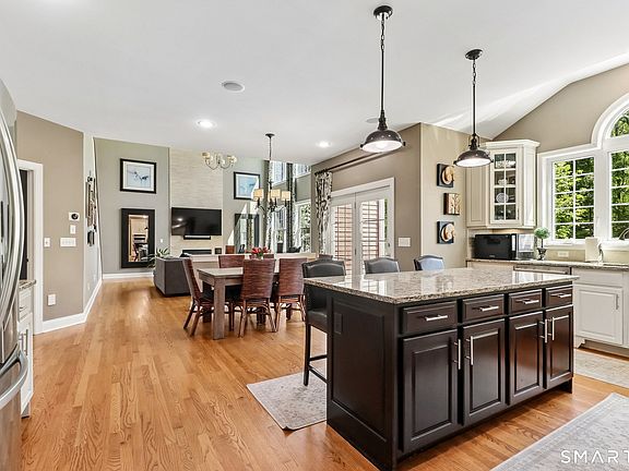 5th image of 8 Rochela Drive