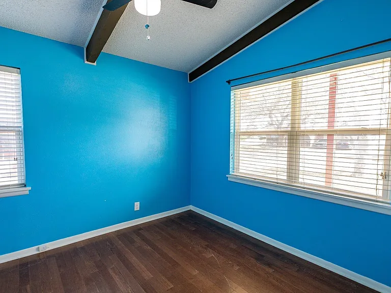 4602 Karla St — Photo 24