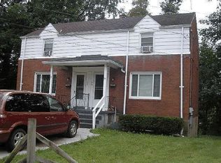 24-26 Avon Dr, Pittsburgh, PA 15202