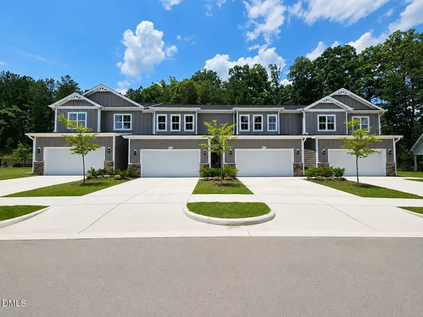 4421 Dominion Crest Dr, Apex, NC 27523