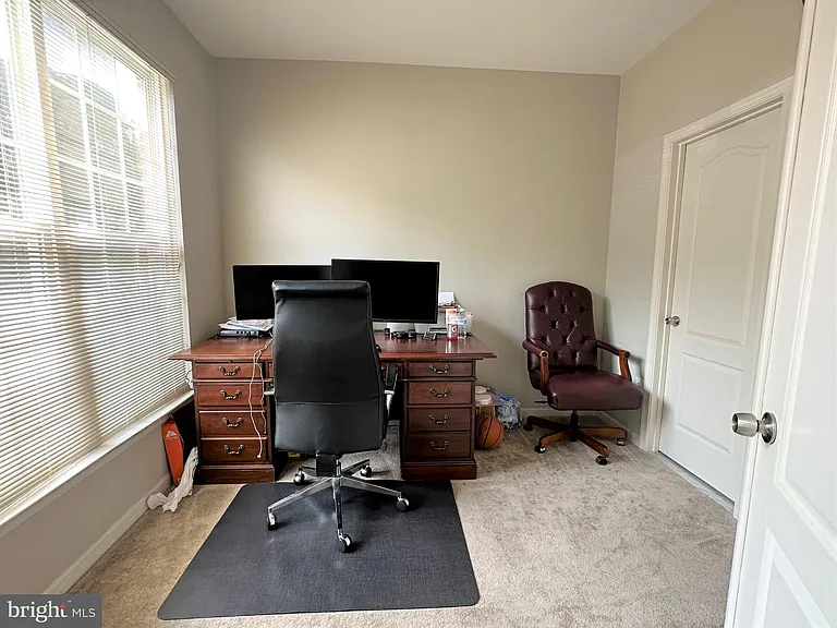 2386 Woodland Pond Ln — Photo 21