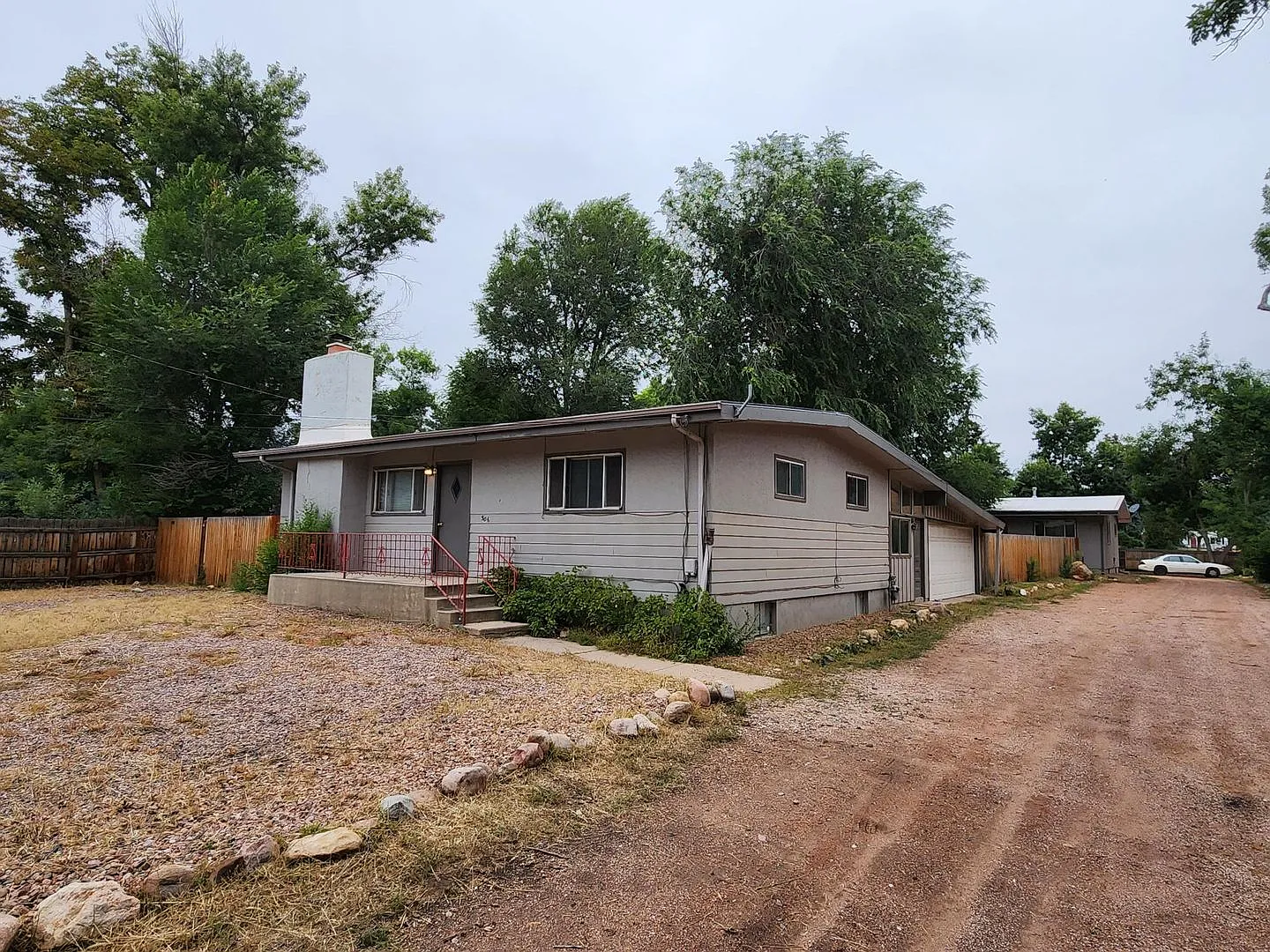 4 Bedroom Home — Photo 1
