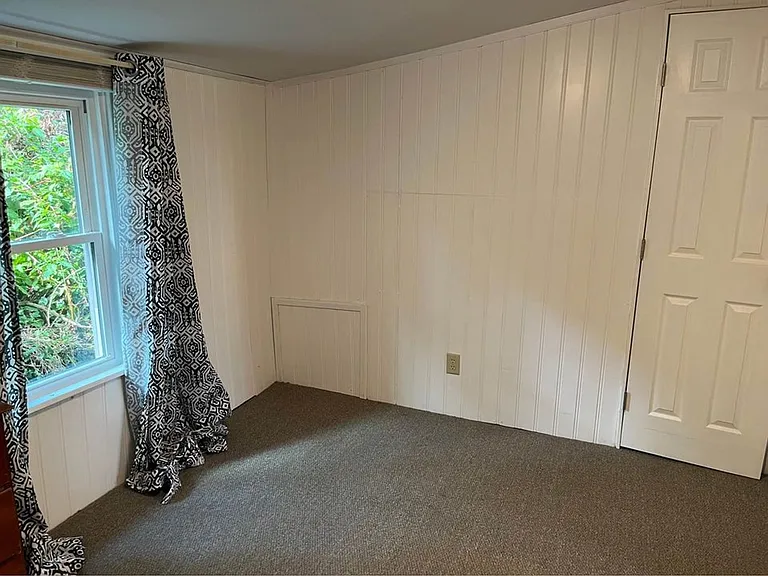 829 Main St — Photo 17