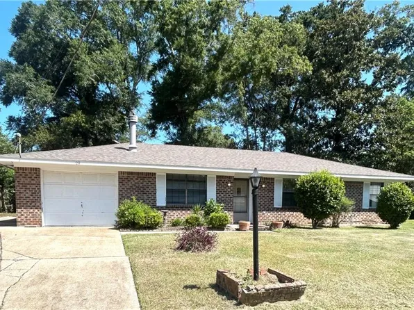 29 Paddock Dr, Fairhope, AL 36532