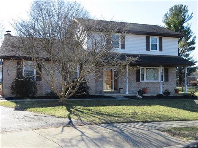 1st image of 2506 Sandy Ln