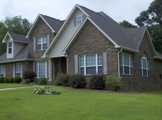 307 Plantation Dr, Warner Robins, GA 31088