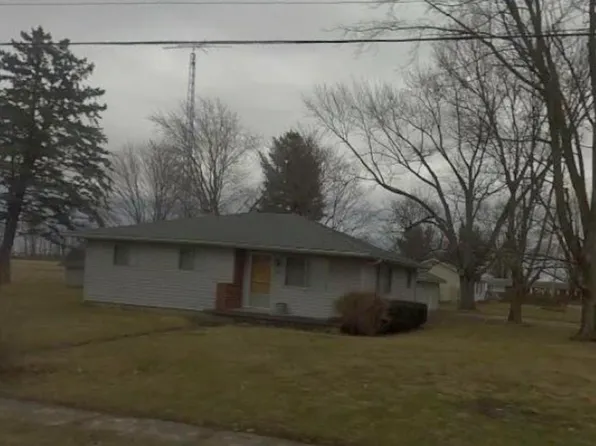 600 N Davis St, Walton, IN 46994