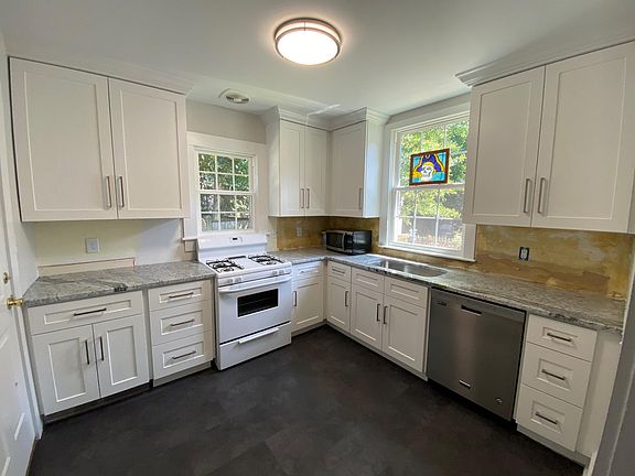 2nd image of 136 N Library St