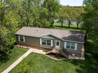 8550 Willow Rd N, Mandan, ND 58554