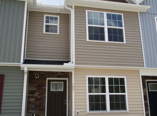 102 Beacon Woods Dr, Holly Ridge, NC 28445