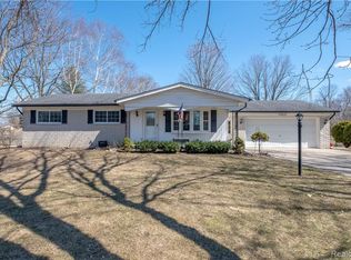 73610 Floral St, Armada, MI 48005