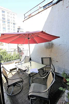 Rented by JK Dansar Corp | media 17