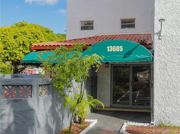 13685 NE 10th Ave APT 209, North Miami, FL 33161