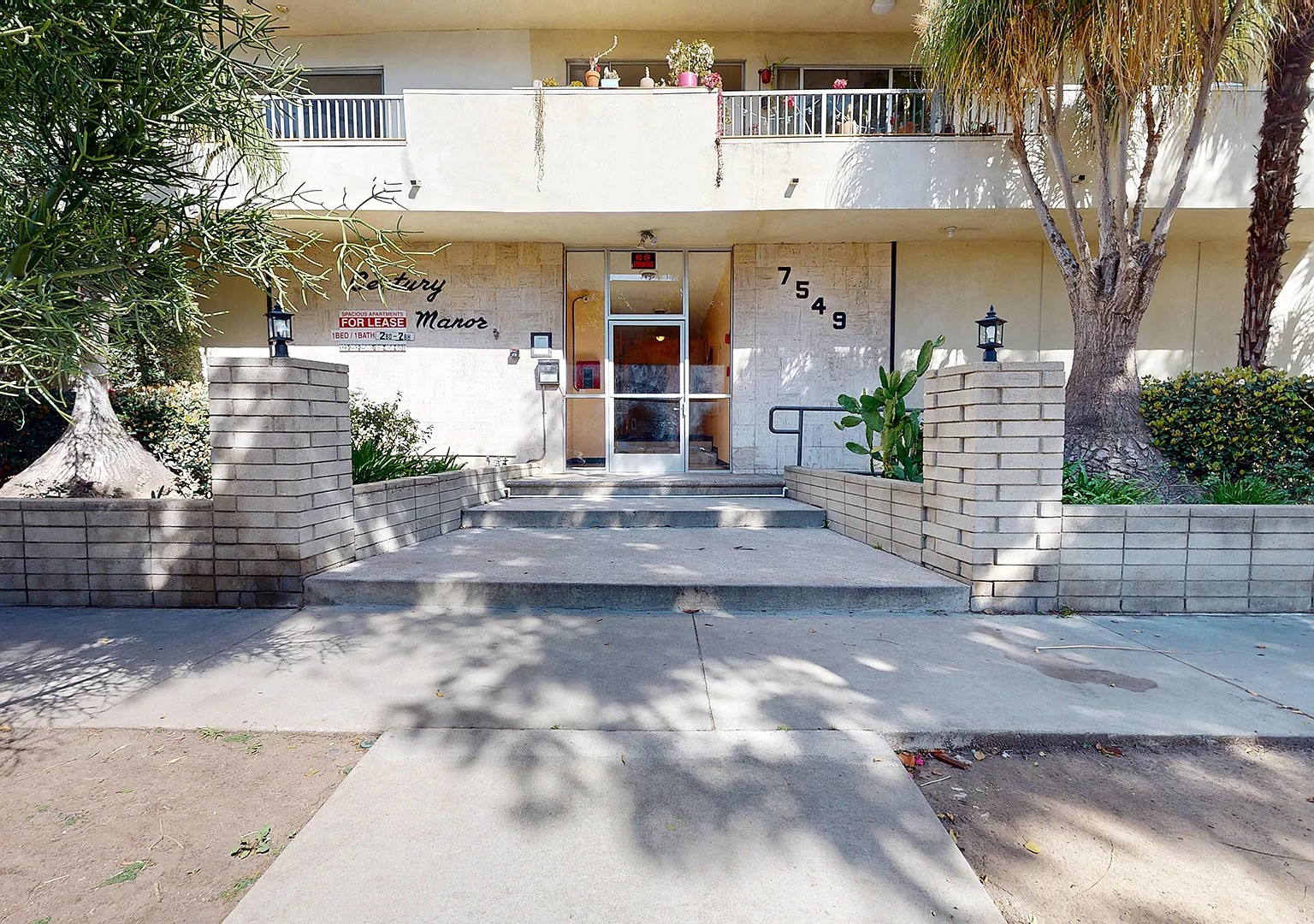 1 bed, 800 sqft, $2,100 — Photo 1