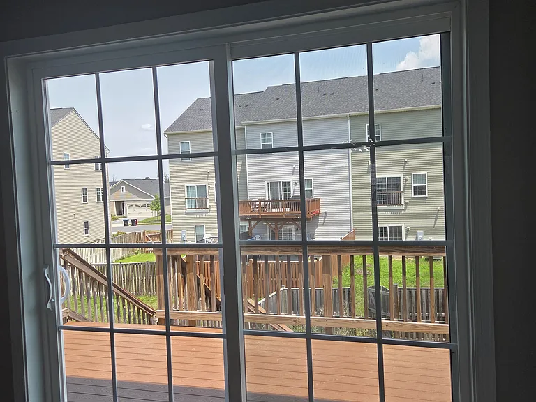 245 Crofton Ct — Photo 4