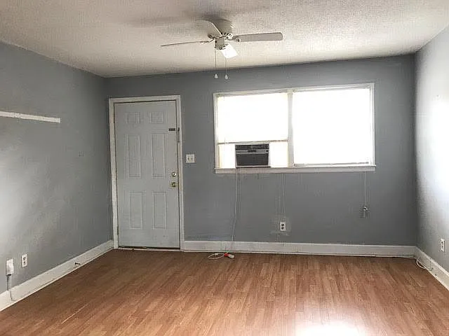 610 W 5th Ave