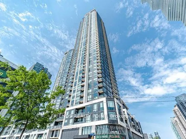 4011 Brickstone Mews, Mississauga, ON