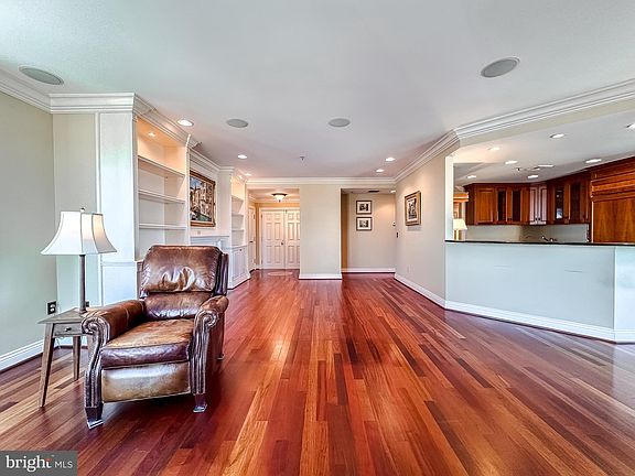 2nd image of 10 E Lee St Unit 2609