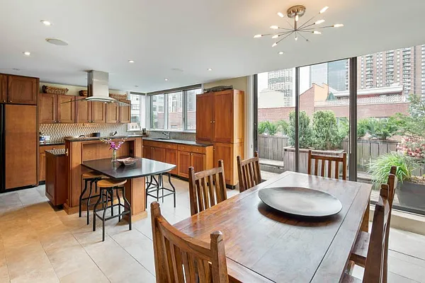 Sold by Town Residential | media 5